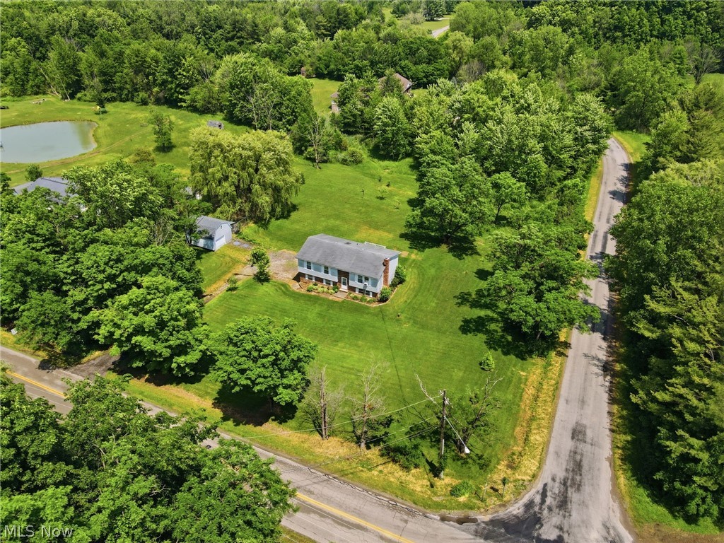 434 State Road Property Photo 4