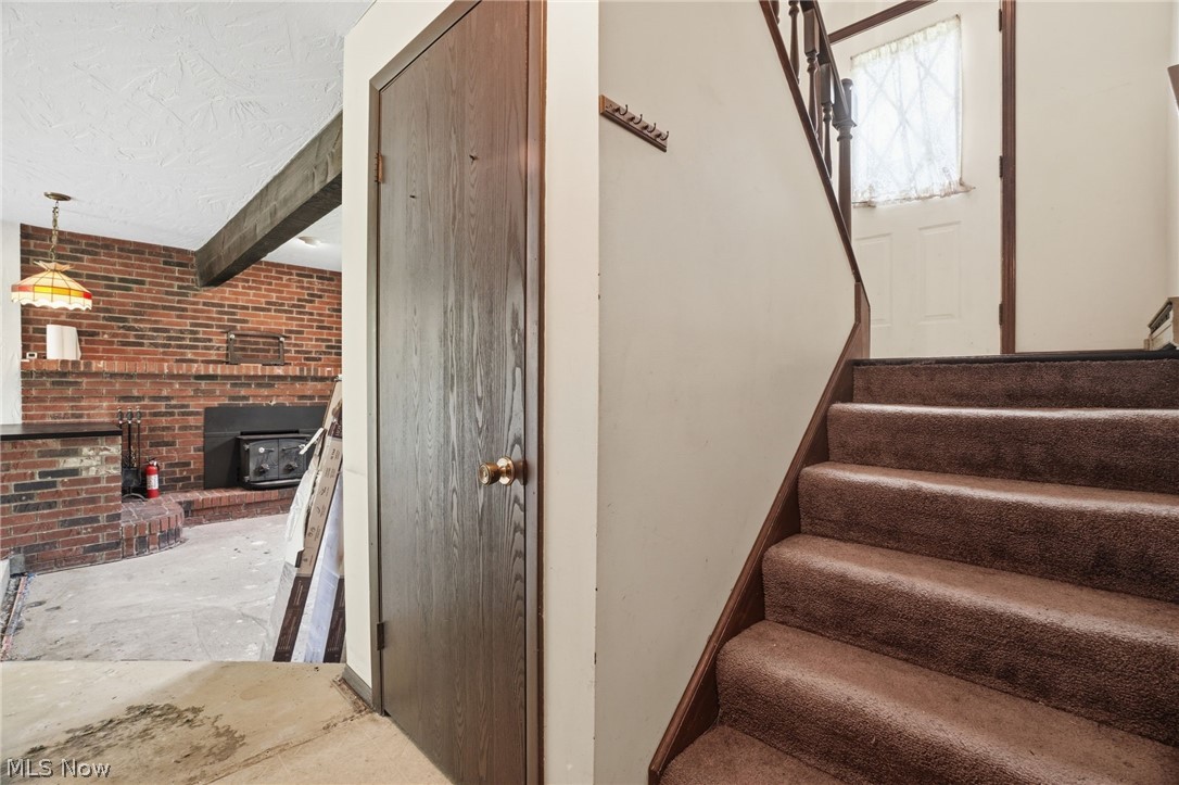 434 State Road Property Photo 22