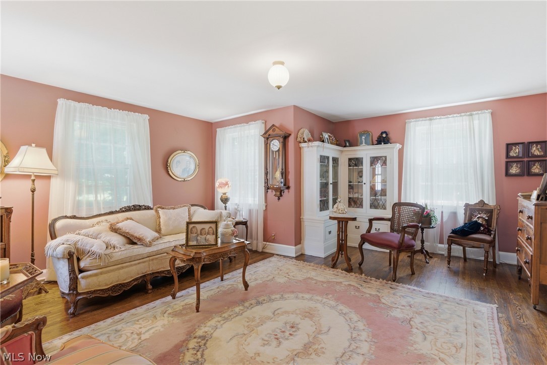 2289 N Park Boulevard Property Photo 34