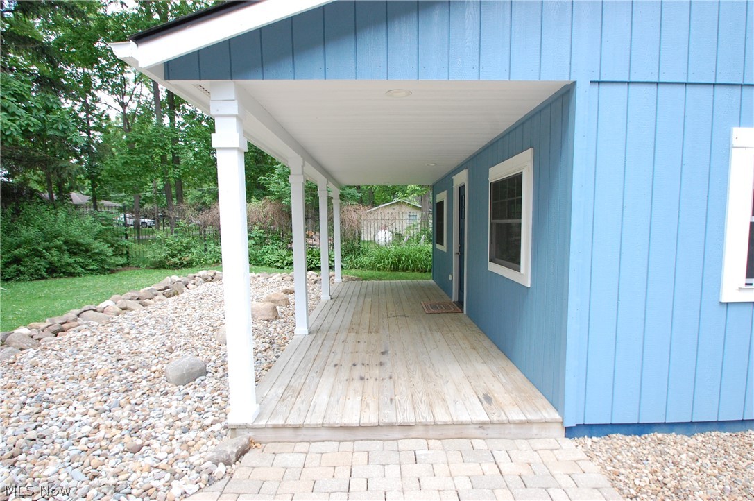 10029 Cummins Drive Property Photo 4