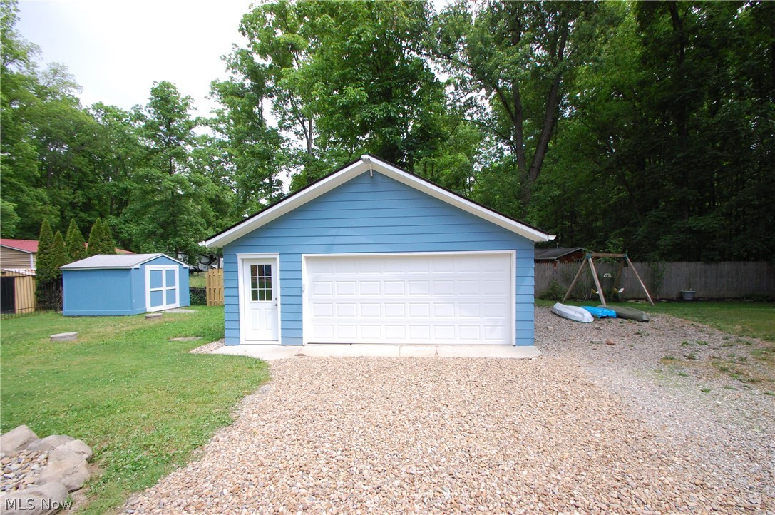 10029 Cummins Drive Property Photo 8