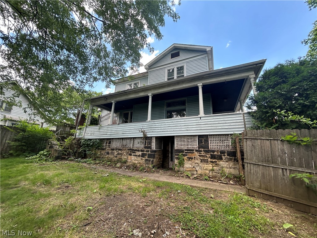 1105 State Street Property Photo 1