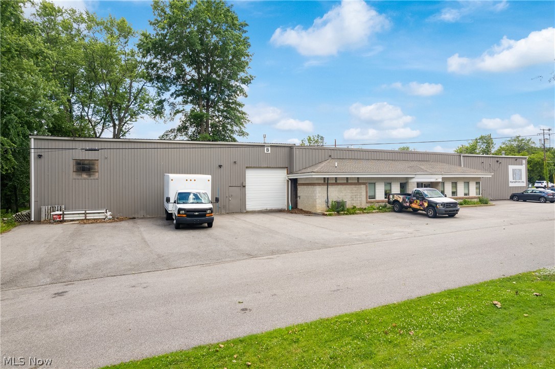 4331 S Cleveland Massillon Road