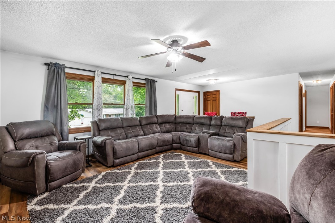 2560 Tarkman Drive Property Photo 3