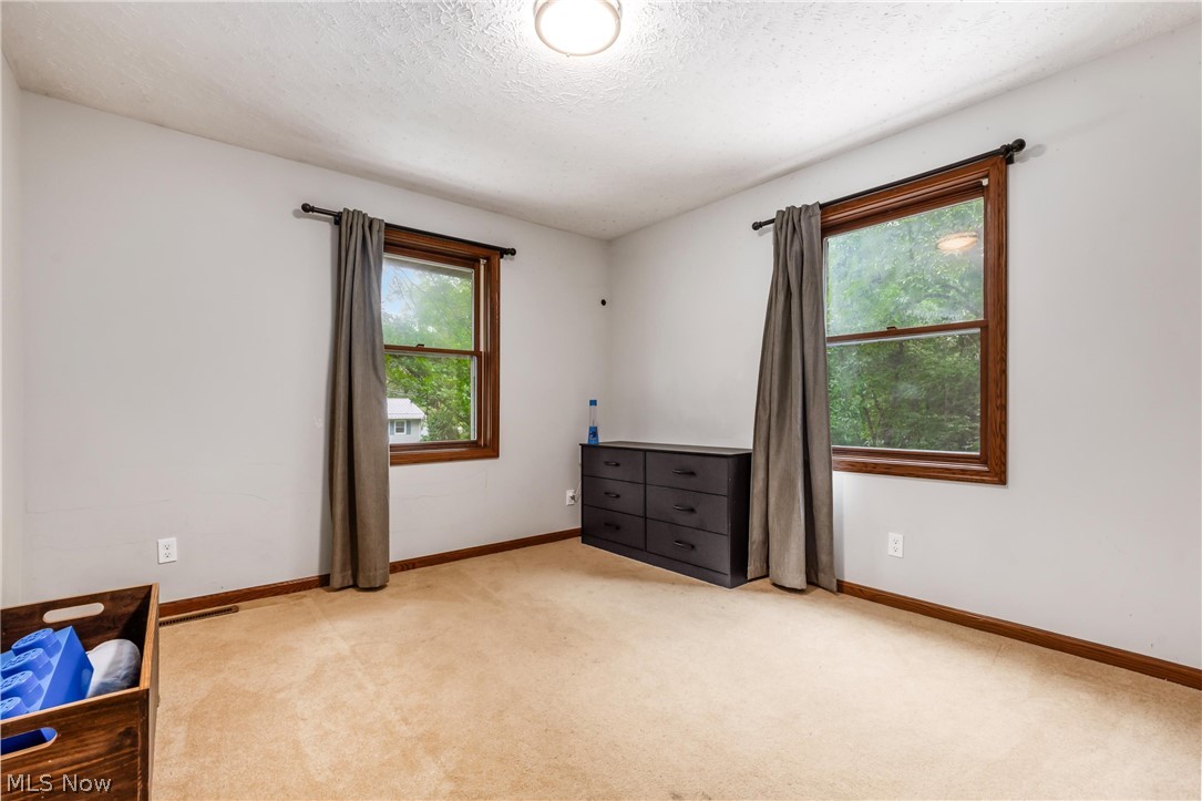 2560 Tarkman Drive Property Photo 18