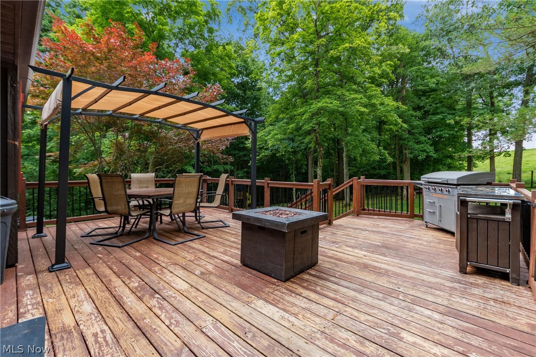 2560 Tarkman Drive Property Photo 33