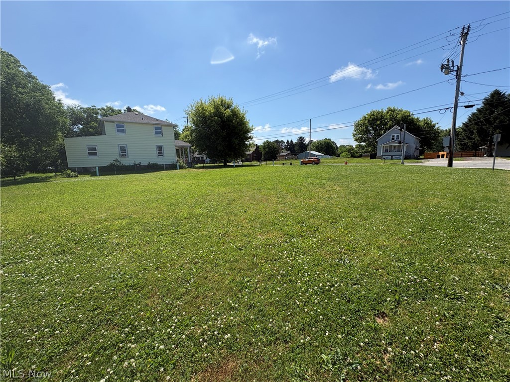 2343 N Ridge Road E Property Photo 2