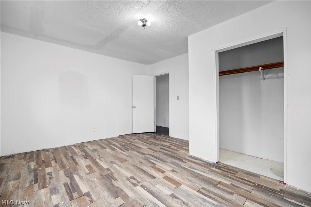 34725 1/2 Capel Road Property Photo 4