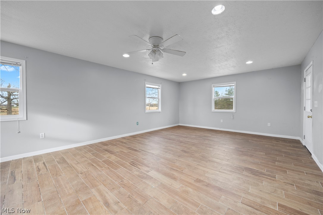 34725 1/2 Capel Road Property Photo 6