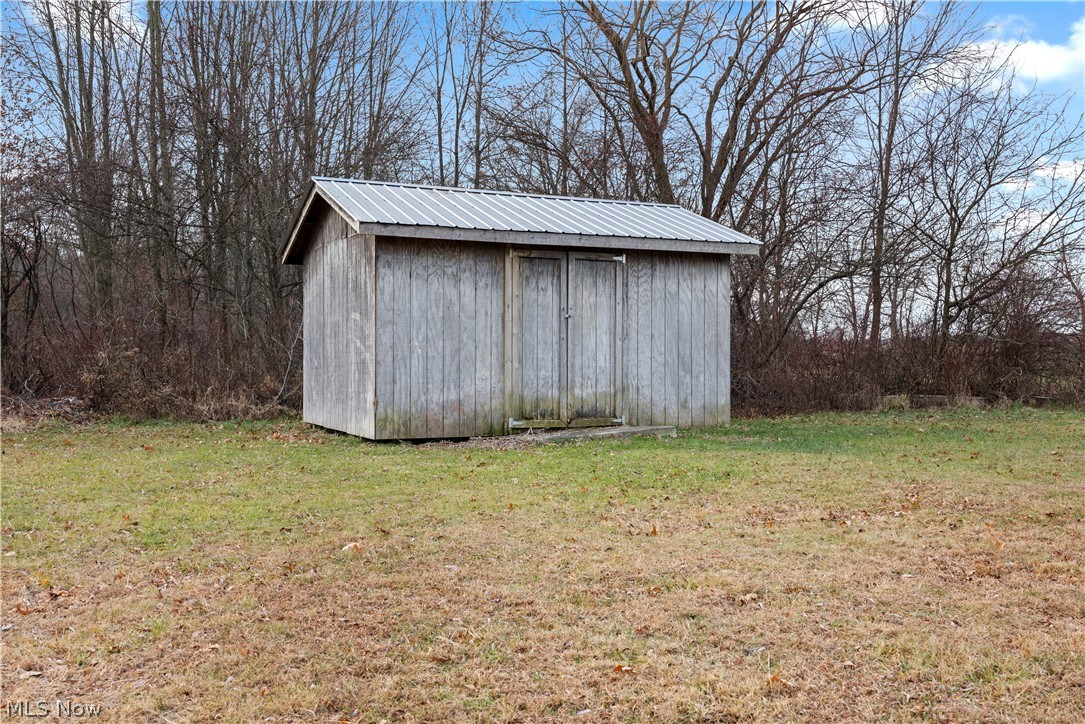 34725 1/2 Capel Road Property Photo 13