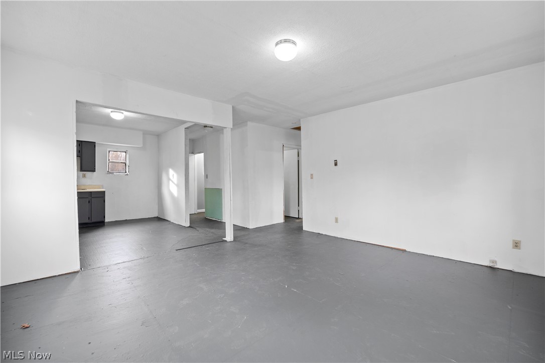 34725 1/2 Capel Road Property Photo 31