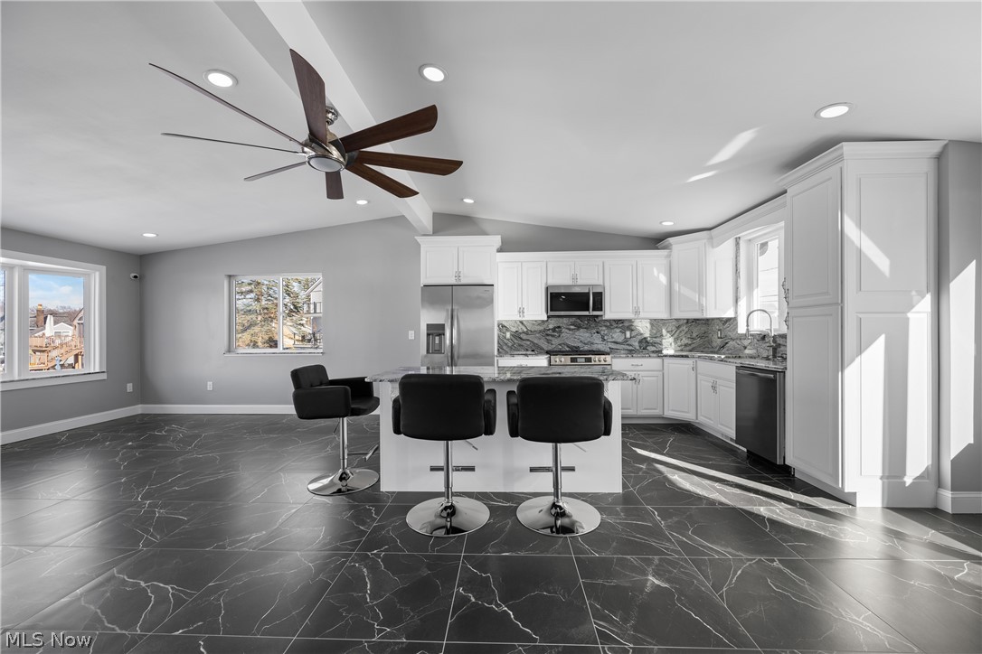 253 Aqua Boulevard Property Photo 10