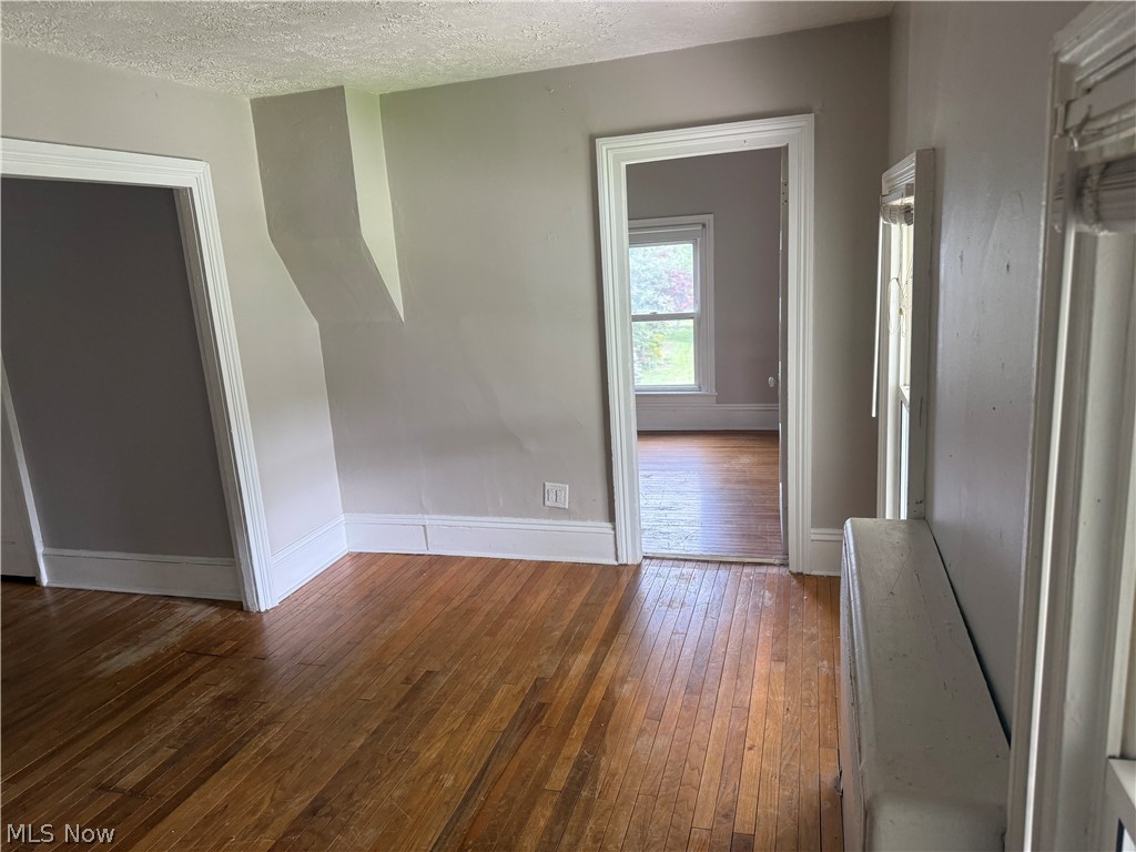47550 Middle Ridge Road Property Photo 2