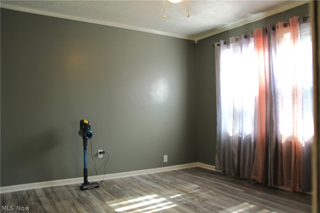 2580 E 37th Street Property Photo 16