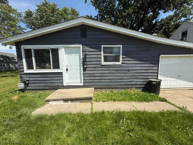 2646 Harmont Avenue NE Property Photo 1