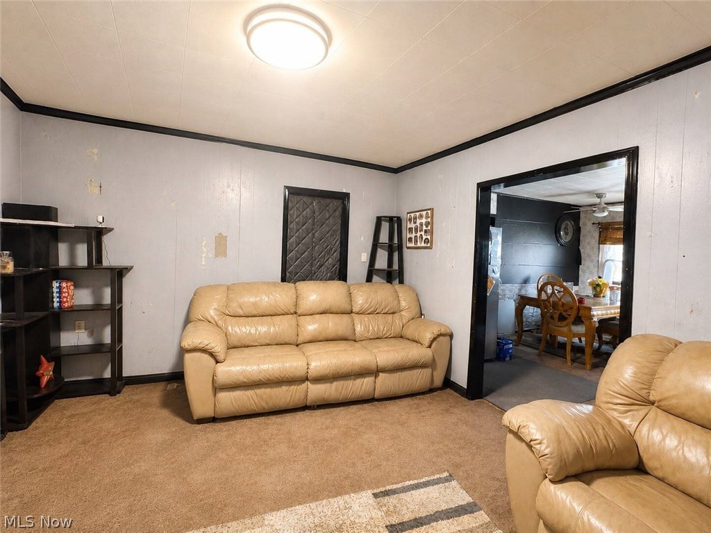 2465 Greens Run Road Property Photo 3