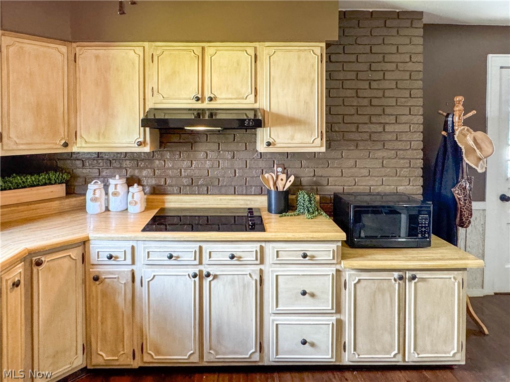 32 Romaine Avenue Property Photo 8