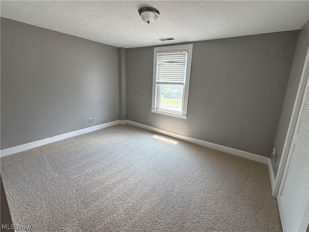 32 Romaine Avenue Property Photo 34