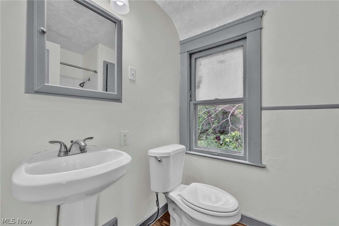 3341 E 145th Street Property Photo 12
