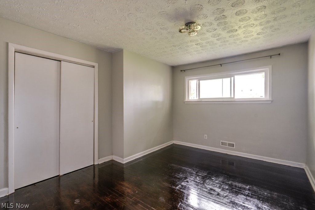 5833 Stumph Road Property Photo 11