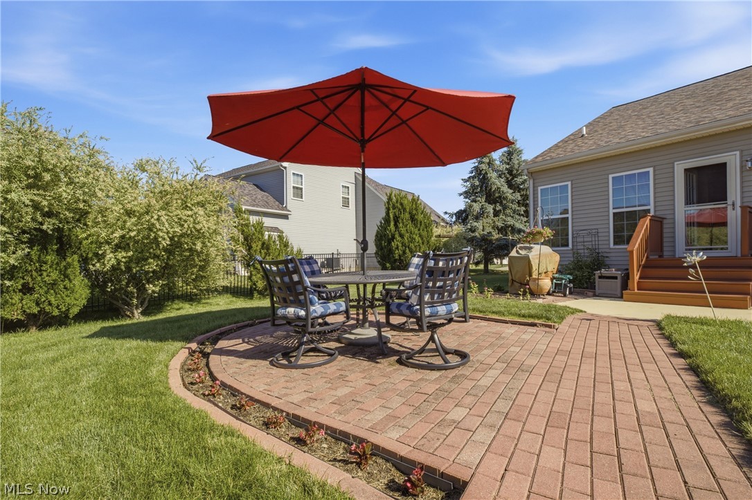 3932 Courtyard Drive Property Photo 16