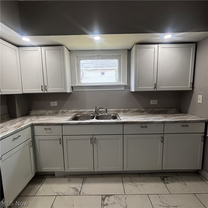 685 E 131st Street Property Photo 5