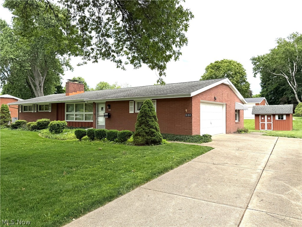 330 Weber Avenue Ne Property Photo 2