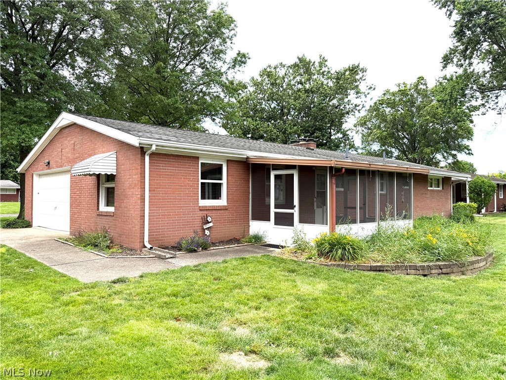 330 Weber Avenue Ne Property Photo 4