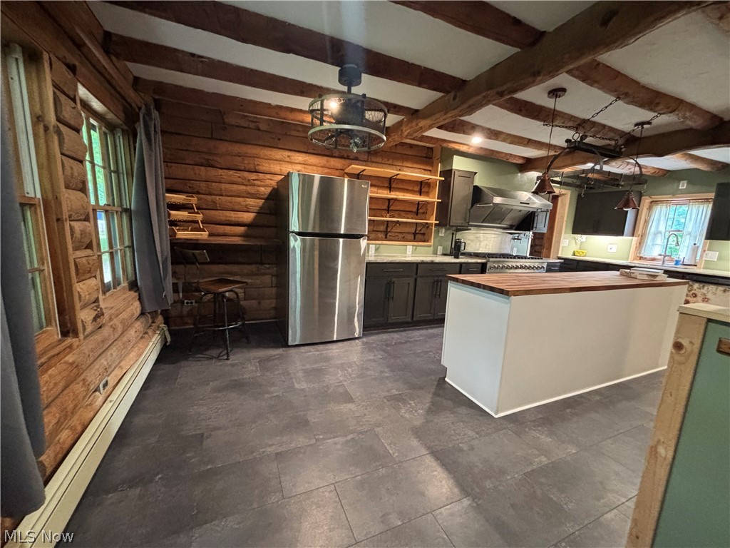 18821 Munn Road Property Photo 7