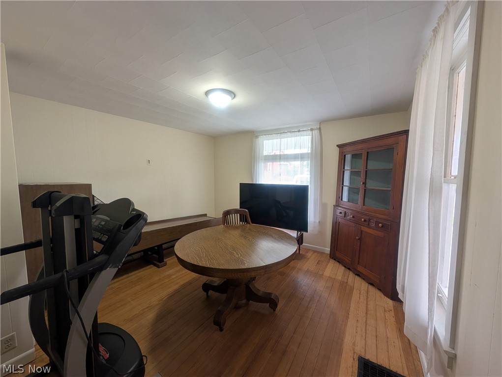 123 E Main Street Property Photo 5