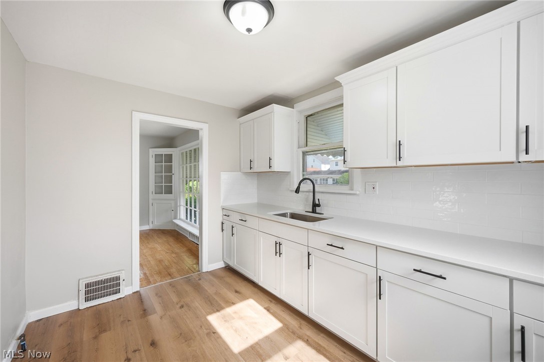 26900 Forestview Avenue Property Photo 8