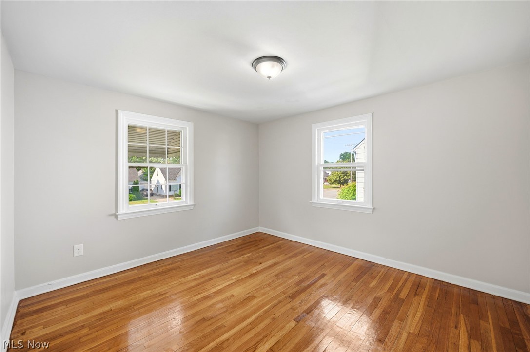 26900 Forestview Avenue Property Photo 16