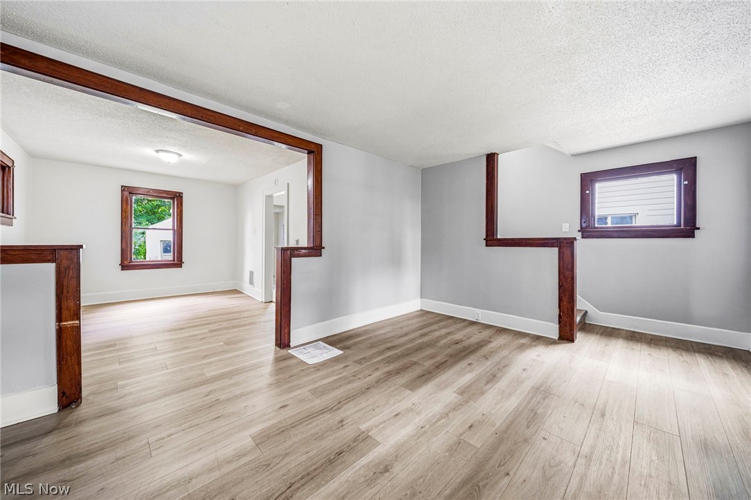 618 W 57th Street Property Photo 9