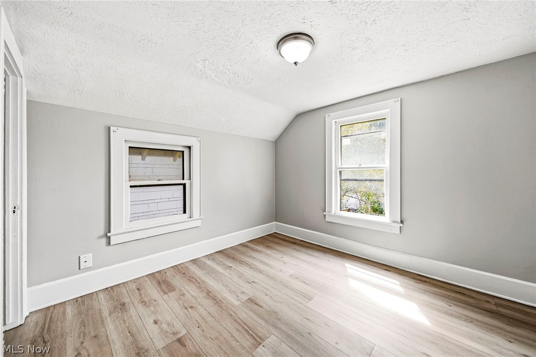 618 W 57th Street Property Photo 24