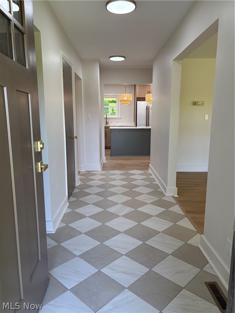 113 Conifer Circle Property Photo 3