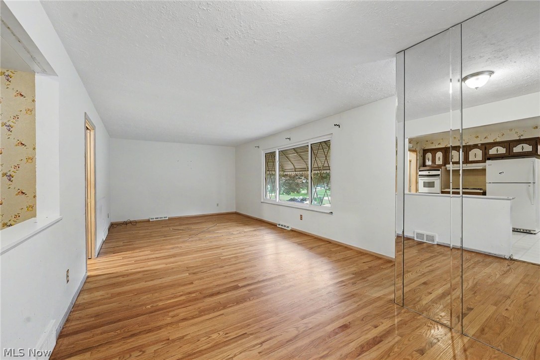 5576 Andover Boulevard Property Photo 7