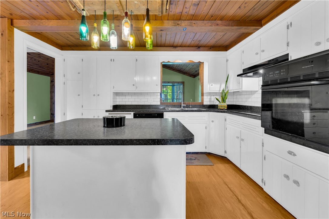 691 Oakridge Drive Property Photo 13
