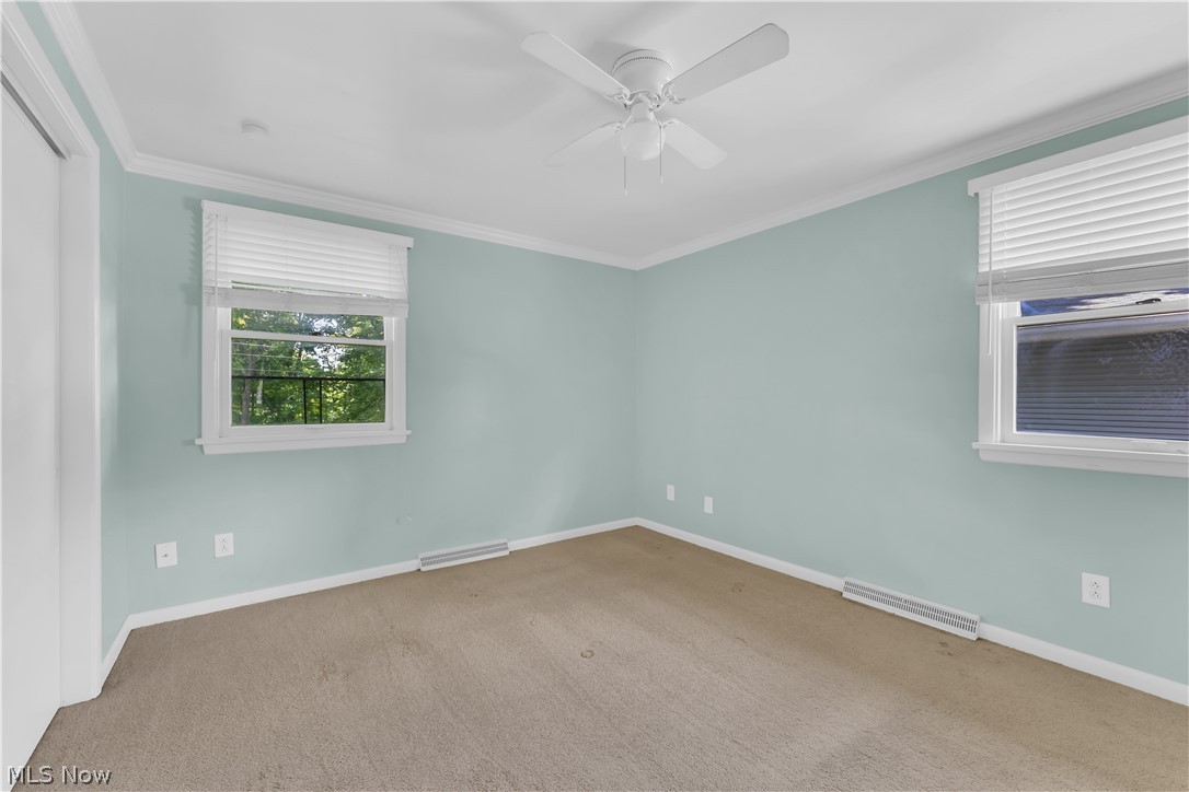 691 Oakridge Drive Property Photo 27