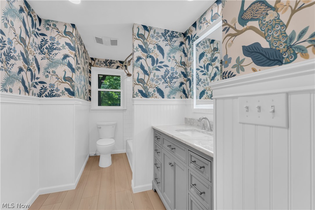 691 Oakridge Drive Property Photo 32