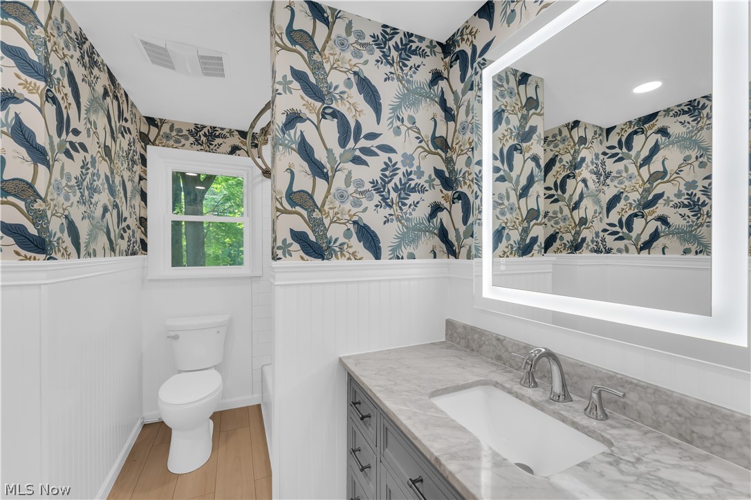 691 Oakridge Drive Property Photo 33