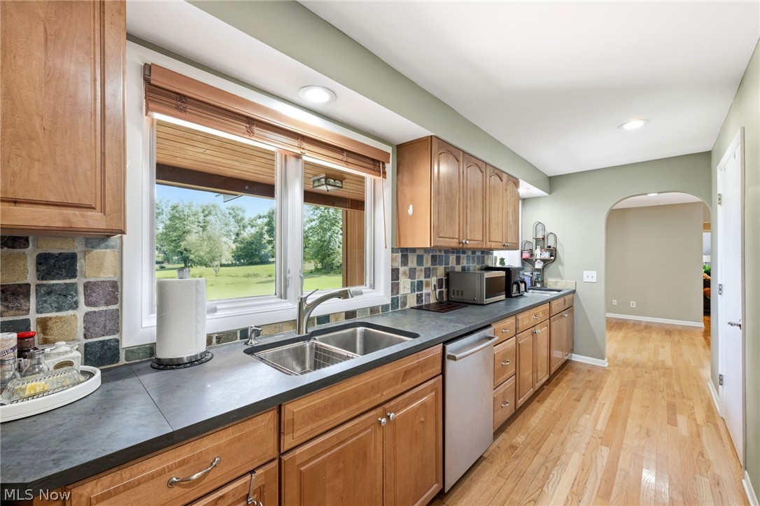 34995 Miles Road Property Photo 33