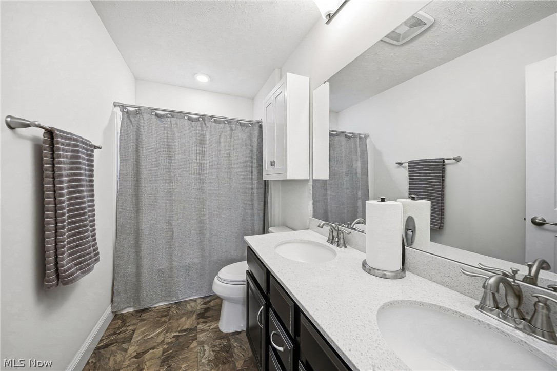 3131 Fairview Drive Property Photo 22