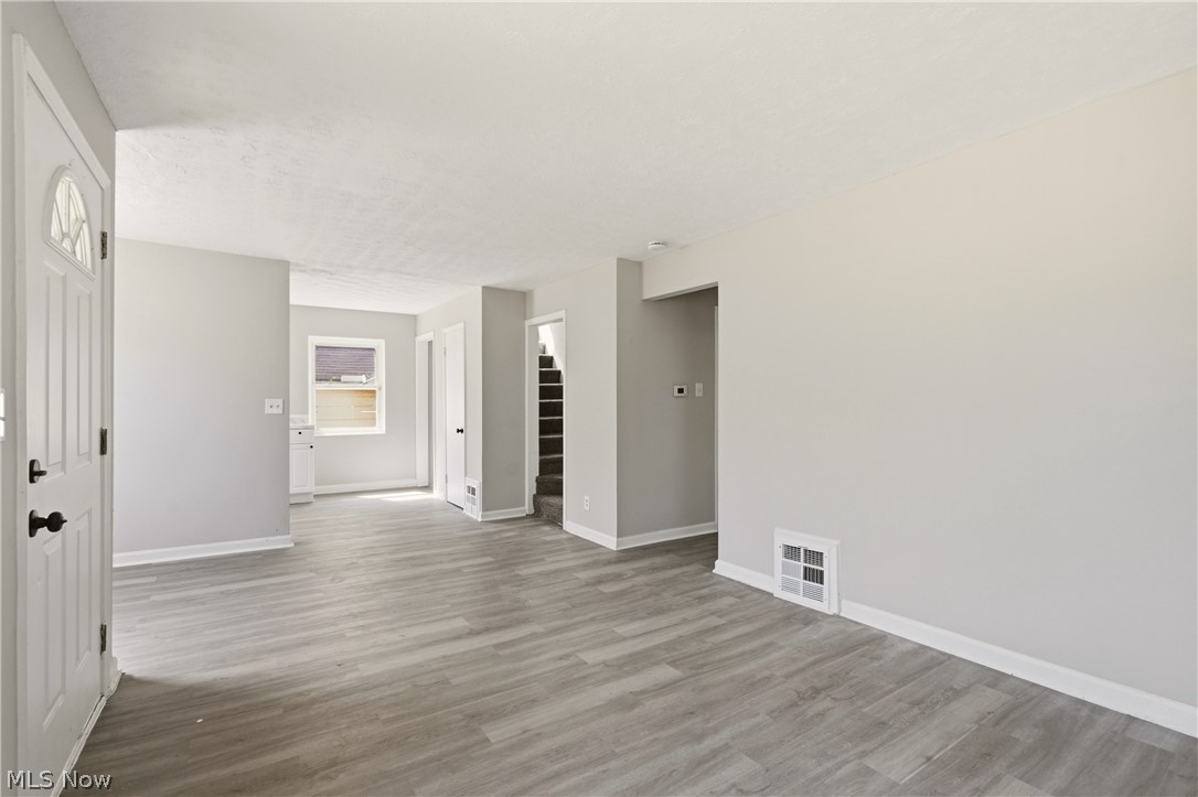 1620 Cedar Drive Property Photo 2
