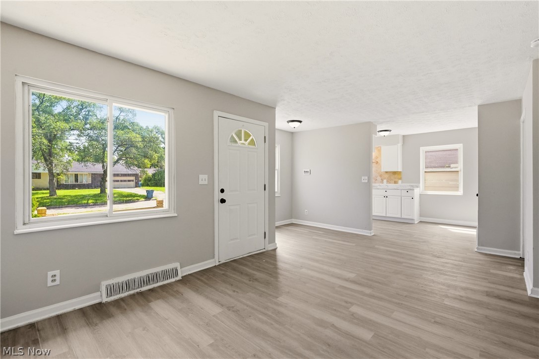 1620 Cedar Drive Property Photo 3