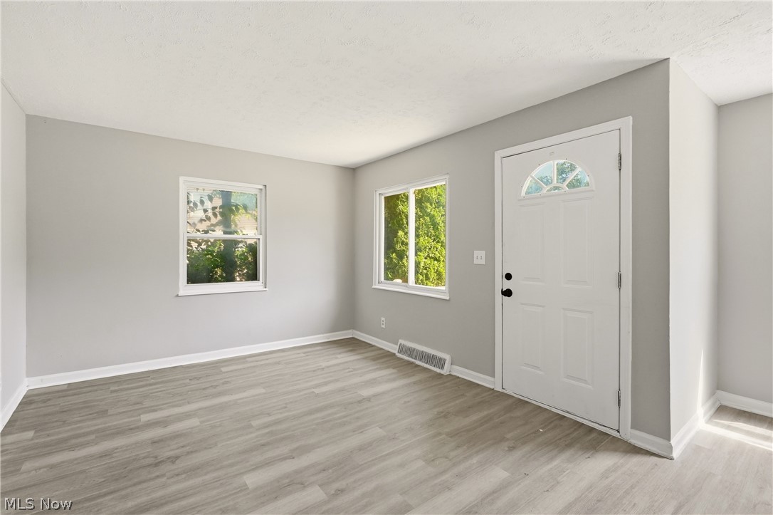 1620 Cedar Drive Property Photo 4