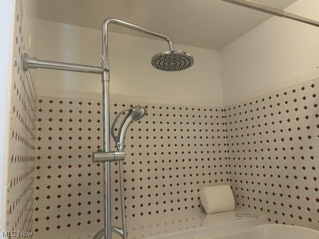 2372 Triplett Boulevard Property Photo 15