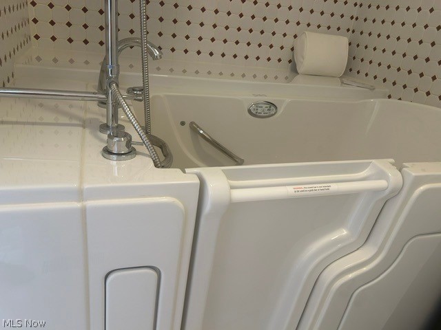 2372 Triplett Boulevard Property Photo 16
