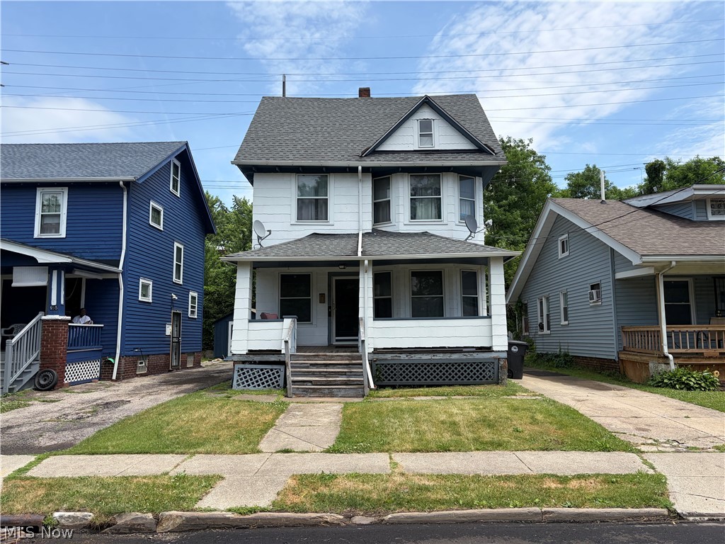 899 E 131st Street Property Photo 1