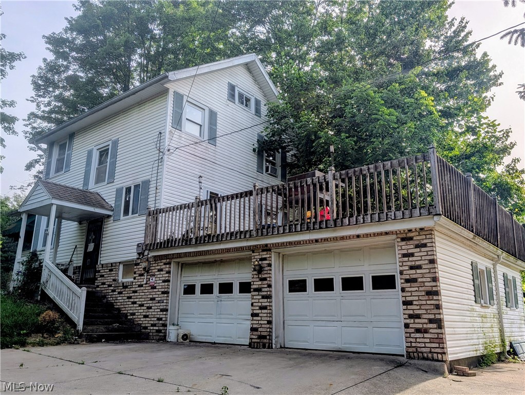 848 Springmill Street Property Photo 3