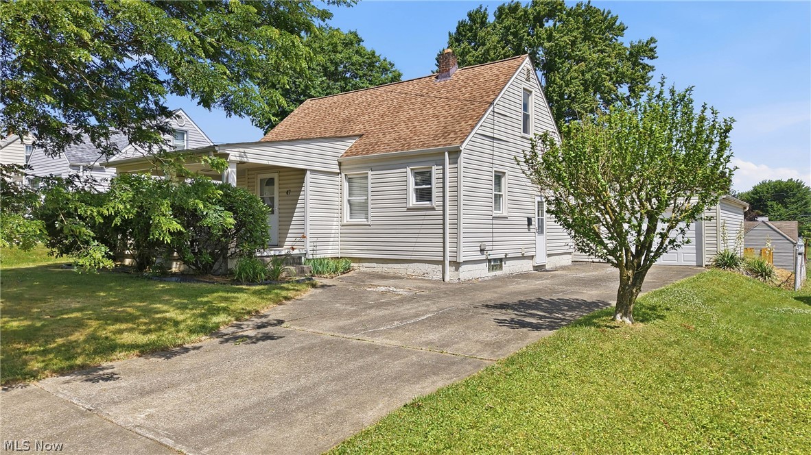 47 Renee Drive Property Photo 1